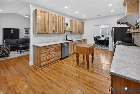 Kitchen - 1850 Jeter Rd, Powhatan, VA 23139 photo 3 of 3
