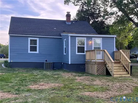 400 5th St, Blackstone, VA 23824 photo 3