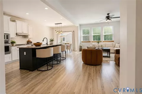 Entry Way - 9801 Cravensford Loop, Midlothian, VA 23112 photo 6 of 10