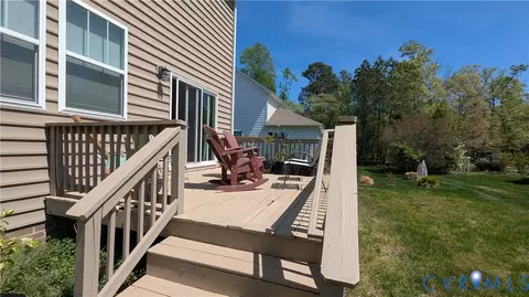 Exterior - 9801 Cravensford Loop, Midlothian, VA 23112 photo 6 of 9
