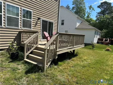 Exterior - 9801 Cravensford Loop, Midlothian, VA 23112 photo 5 of 9