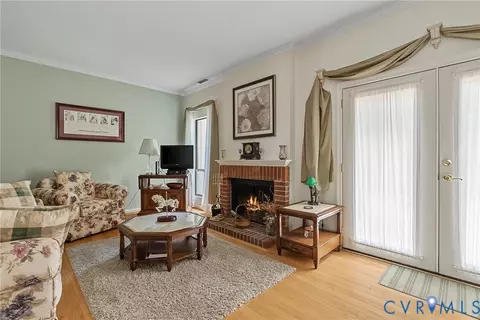 Living - 11939 W Briar Patch Dr, Midlothian, VA 23113 photo 2 of 6