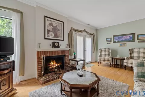 Living - 11939 W Briar Patch Dr, Midlothian, VA 23113 photo 4 of 6