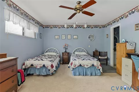 Bedroom - 11939 W Briar Patch Dr, Midlothian, VA 23113 photo 6 of 7