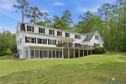 3029 Oxford Dr, Sutherland, VA 23885