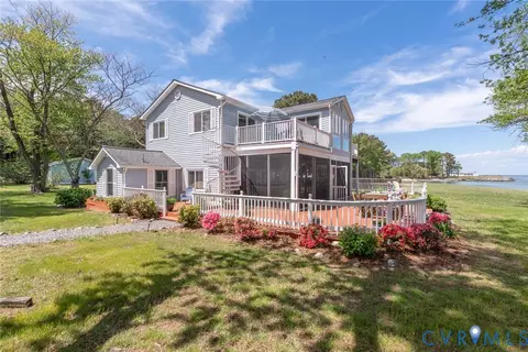 1749 Lighthouse View Dr, Heathsville, VA 22473