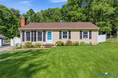 5112 Rollingway Rd, Chesterfield, VA 23832
