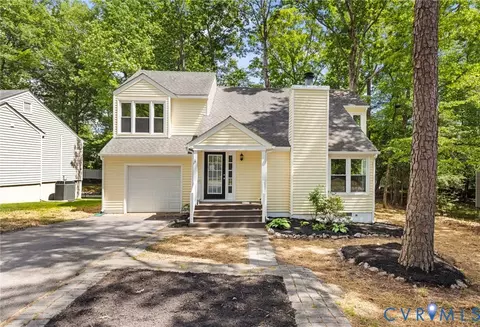 9201 Winters Hill Ct, North Chesterfield, VA 23236