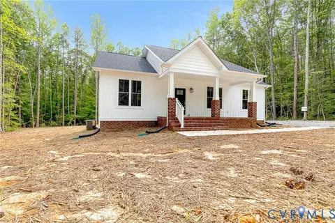 15531 Old Ridge Rd, Beaverdam, VA 23015