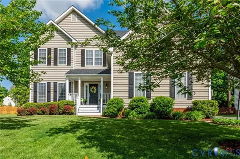 13619 Grove Pond Dr, Midlothian, VA 23114