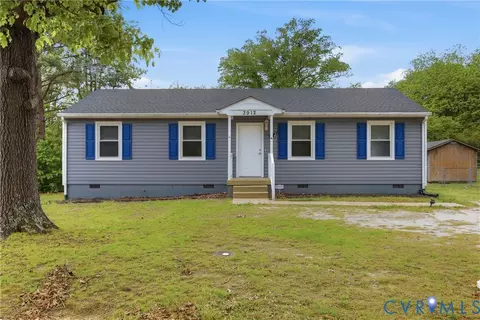 3912 Robert E Lee Dr, North Prince George, VA 23860