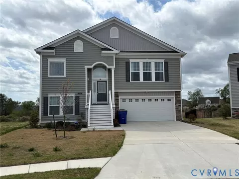 134 Corcoran Ln, Suffolk, VA 23434