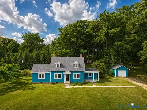 867 Hite Dr, Buffalo Junction, VA 24529