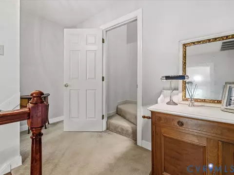 Entry Way - 2101 Galloway Ter, Midlothian, VA 23113 photo 6 of 6