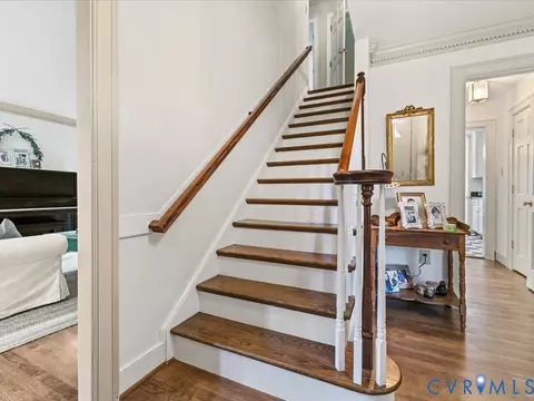 Entry Way - 2101 Galloway Ter, Midlothian, VA 23113 photo 4 of 6