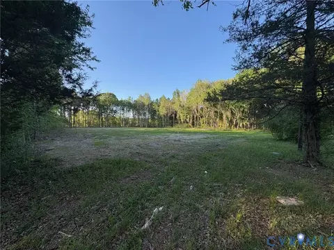 164 Summer Ln, Shacklefords, VA 23110