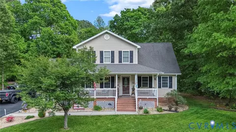 3903 Fawn Ct, North Dinwiddie, VA 23803