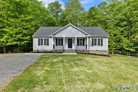 122 Pine Haven Rd, Aylett, VA 23009