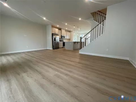 2860 Calgary Ln, Chester, VA 23831