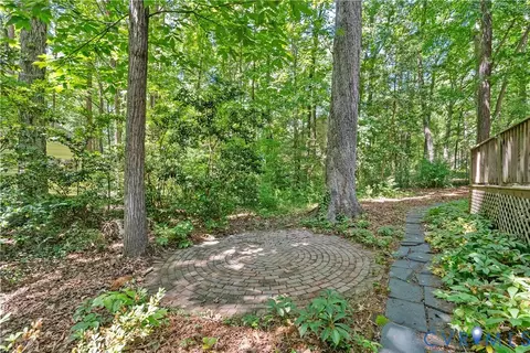 Exterior - 3612 Stoney Ridge Rd, Midlothian, VA 23112 photo 7 of 9