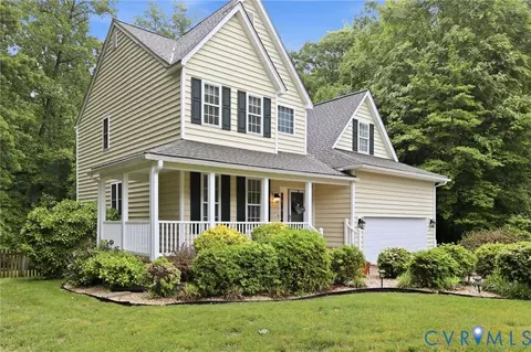 1643 Laurel Top Dr, Midlothian, VA 23114