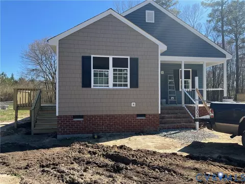 114 Elm St, Waverly, VA 23890
