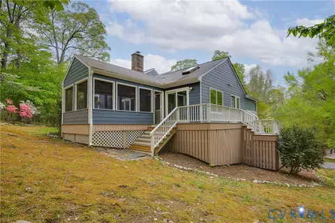 Exterior - 3111 Middlewood Rd, Midlothian, VA 23113 photo 7 of 11