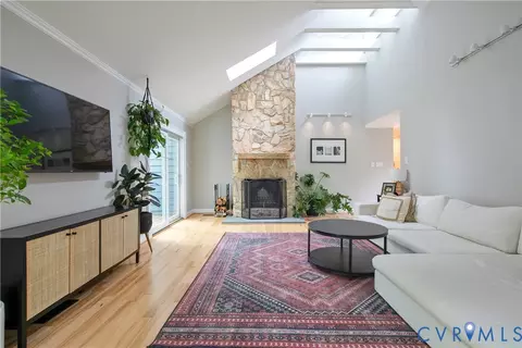 Living - 3111 Middlewood Rd, Midlothian, VA 23113 photo 2 of 3