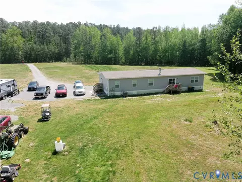 Exterior - 25585 Sawmill Rd, Carson, VA 23830 photo 5 of 6