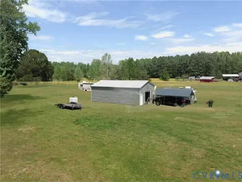 Exterior - 25585 Sawmill Rd, Carson, VA 23830 photo 3 of 6