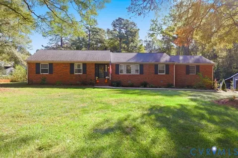 10062 Studley Farms Dr, Mechanicsville, VA 23116