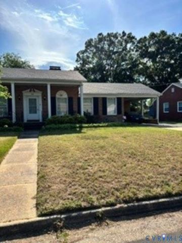 918 Forest View Dr, Colonial Heights, VA 23834