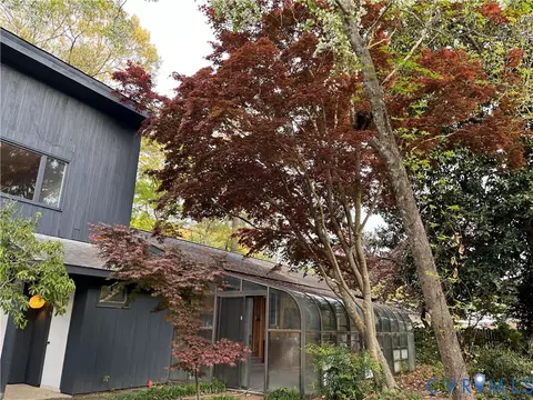 Exterior - 1670 Holly Dr, Gloucester Point, VA 23062 photo 10 of 15