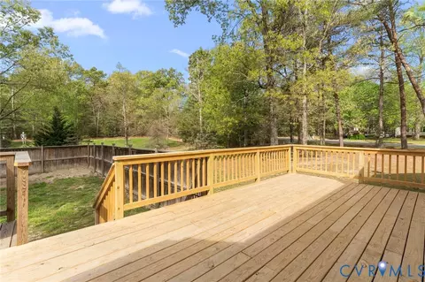 Exterior - 90 Eula Ct, Aylett, VA 23009 photo 8 of 11