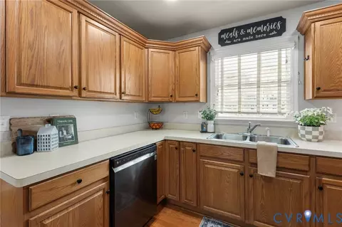 Kitchen - 90 Eula Ct, Aylett, VA 23009 photo 3 of 4