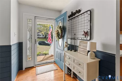 Entry Way - 90 Eula Ct, Aylett, VA 23009 photo 1 of 4