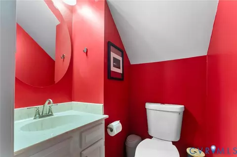 Bath - 5605 Chatmoss Rd, Midlothian, VA 23112 photo 1 of 3