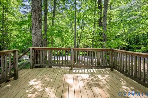 Exterior - 13715 Sutters Mill Cir, Midlothian, VA 23112 photo 5 of 5