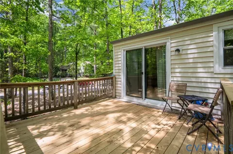 Exterior - 13715 Sutters Mill Cir, Midlothian, VA 23112 photo 4 of 5