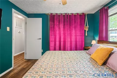 Bedroom - 13715 Sutters Mill Cir, Midlothian, VA 23112 photo 2 of 5