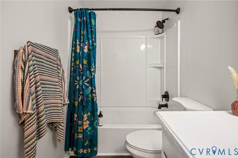 Bath - 13715 Sutters Mill Cir, Midlothian, VA 23112 photo 1 of 3