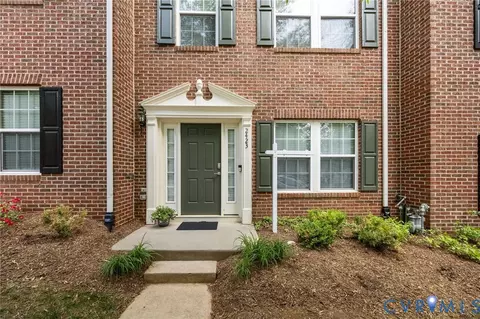 2423 Abington Dr, Charlottesville, VA 22911