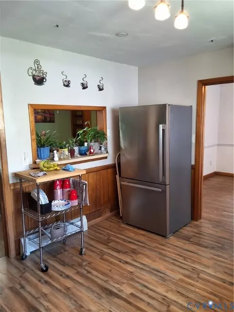 Kitchen - 3300 Kecoughtan Rd, Hampton, VA 23661 photo 1 of 6