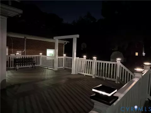 Exterior - 3300 Kecoughtan Rd, Hampton, VA 23661 photo 3 of 19