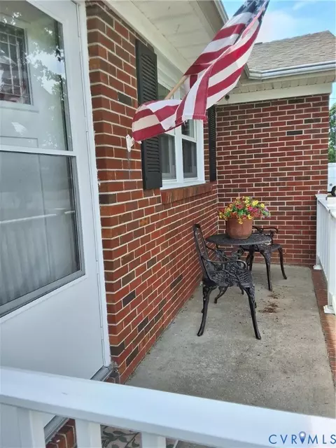 Exterior - 3300 Kecoughtan Rd, Hampton, VA 23661 photo 18 of 19