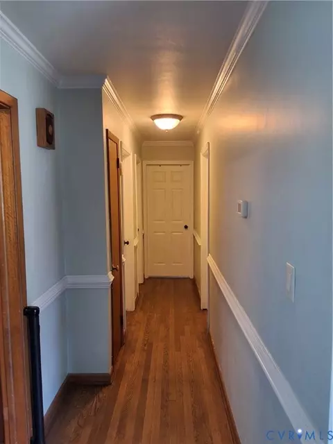 Entry Way - 3300 Kecoughtan Rd, Hampton, VA 23661 photo 2 of 3