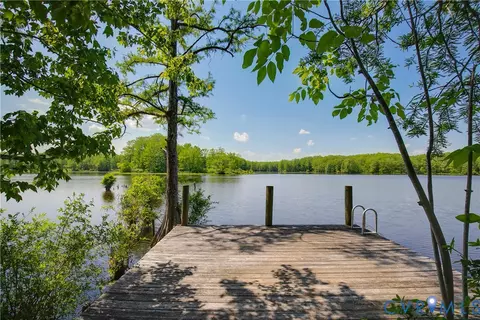 2221 S Landing Rd, Providence Forge, VA 23140