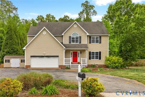 10479 Brynmore Dr, North Chesterfield, VA 23237