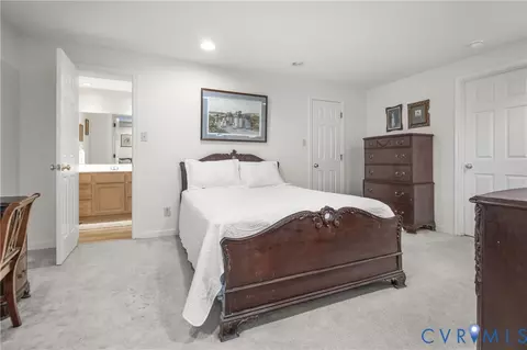 Bedroom - 413 Pleasanthill Dr, North Chesterfield, VA 23236 photo 5 of 6