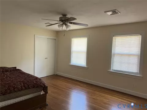9516 E Colonial Trl, Smithfield, VA 23430 photo 15